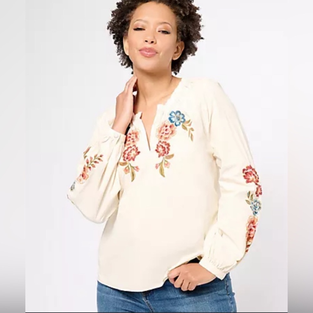 Driftwood cream blouse embroidered balloon sleeve size L